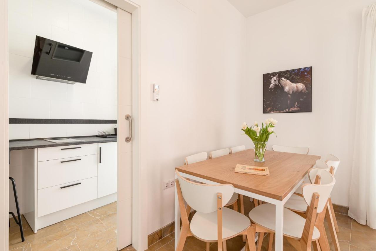 Isg Zaragoza-free Parking Apartment Sevilla