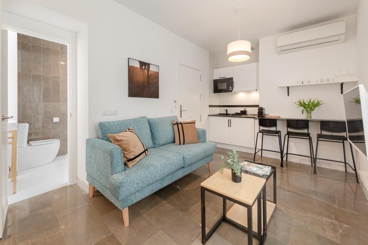 Isg Zaragoza-free Parking Apartment Sevilla
